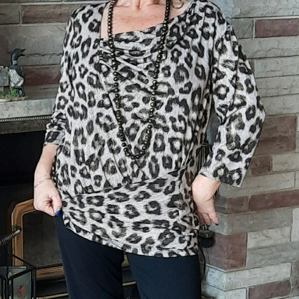 Tunic Top| Animal Print| Size 1X